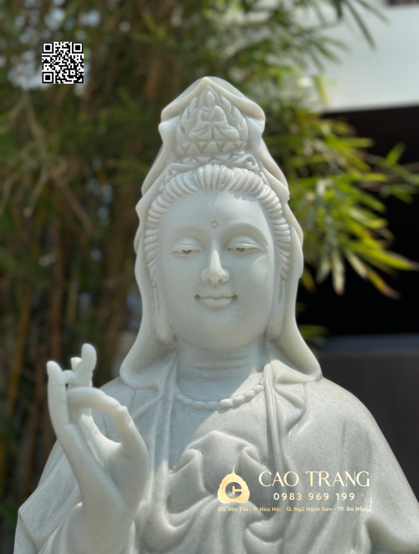 quan am tron cao 1 2