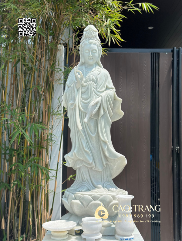 Tượng Quan Âm trơn cao 1,4M