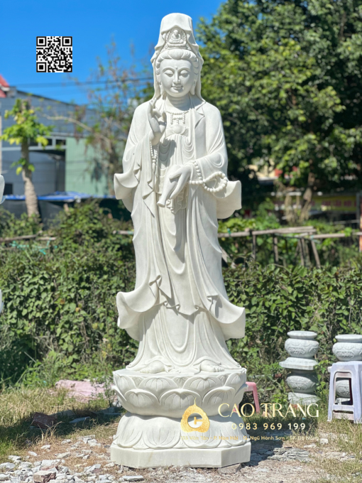 tượng Phật Bà Quan Âm đứng cao 2,8m