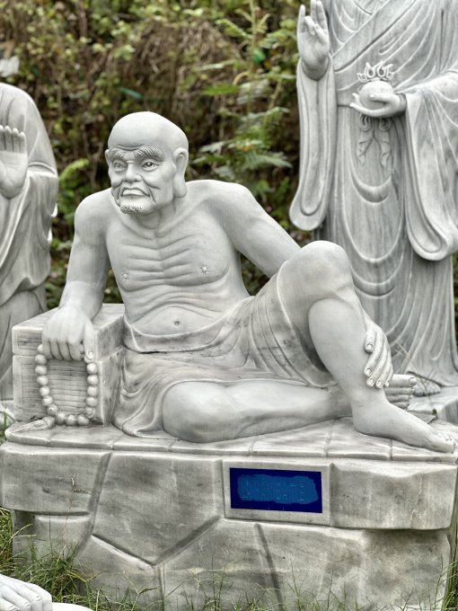 tuong thap bat la han cao 15m da xam 11