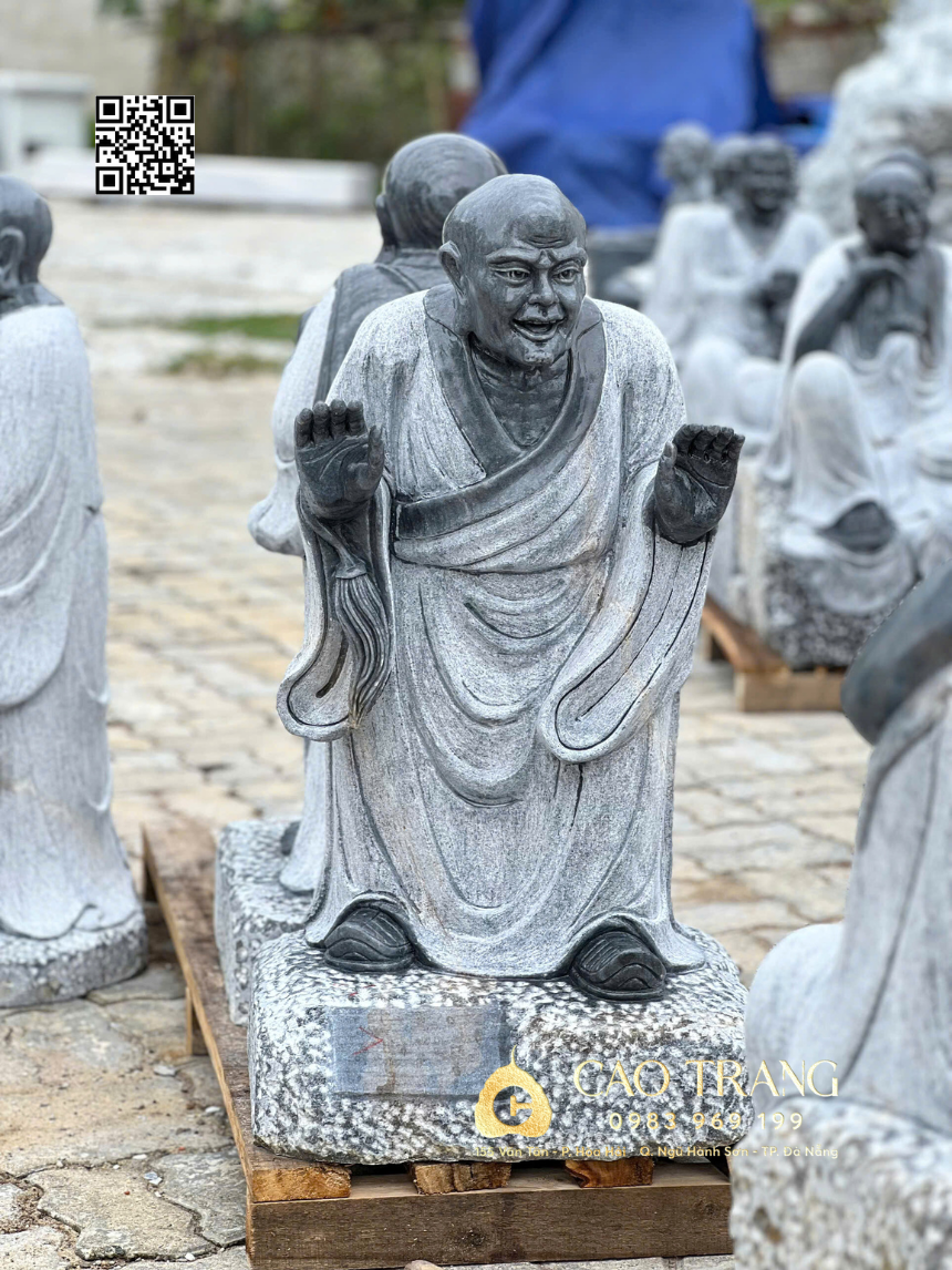 tuong thap bat la han da den 10