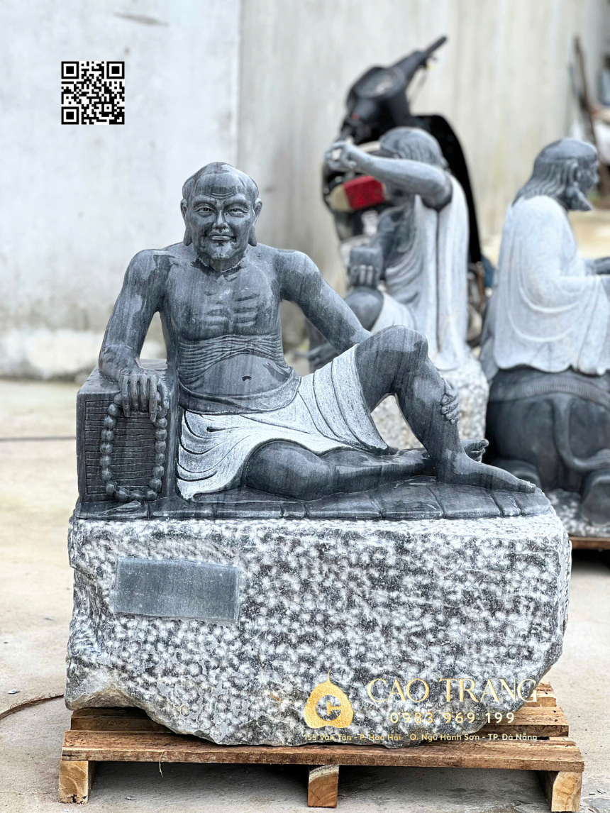 tuong thap bat la han da den 16