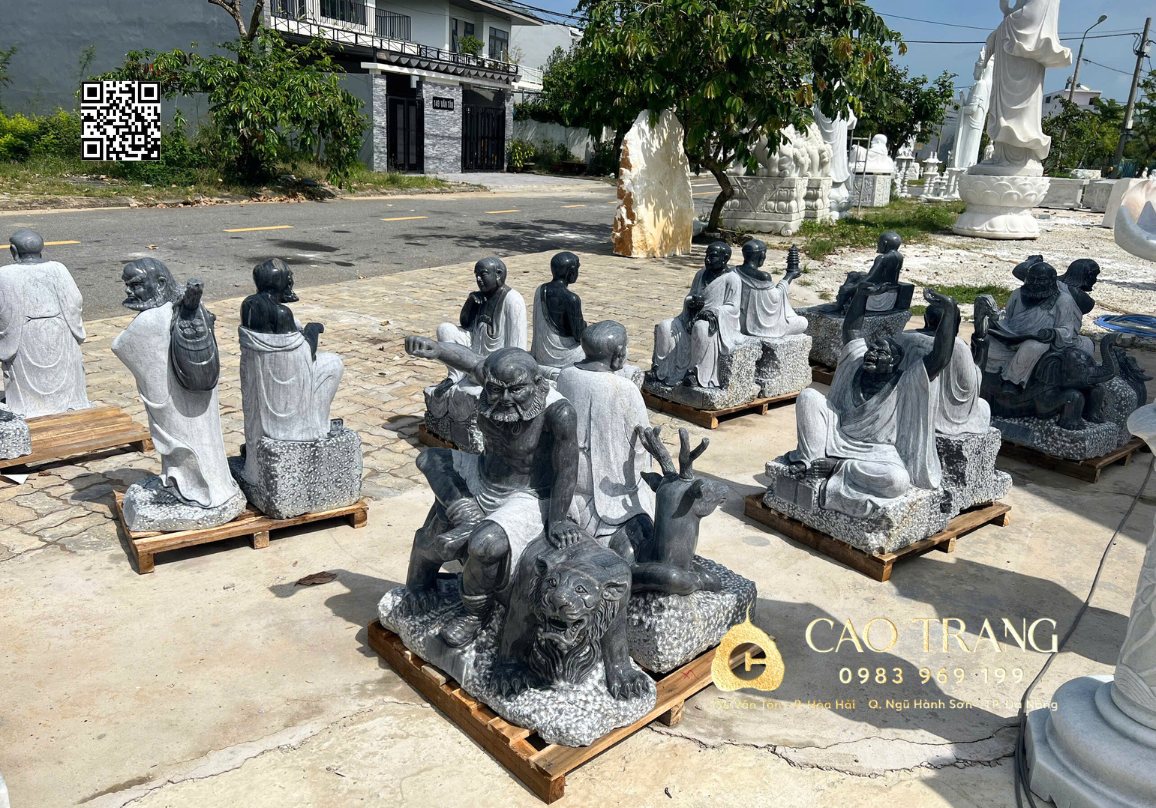 tuong thap bat la han da den 25