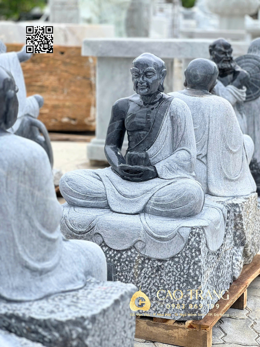 tuong thap bat la han da den 6
