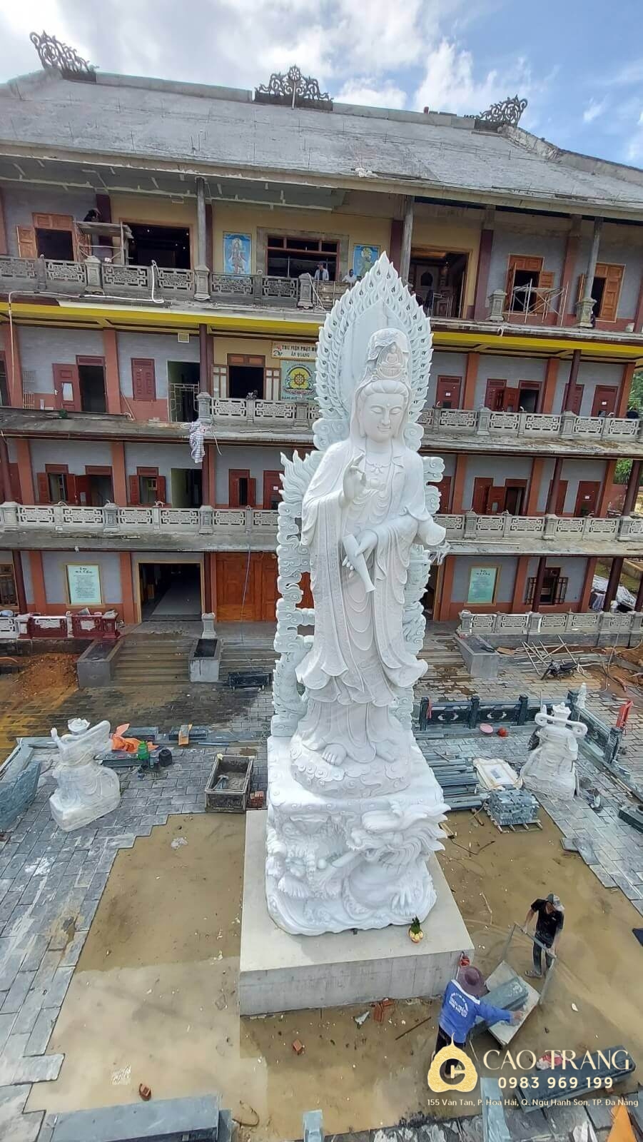 Tượng Quan Âm đứng rồng cao 9m
