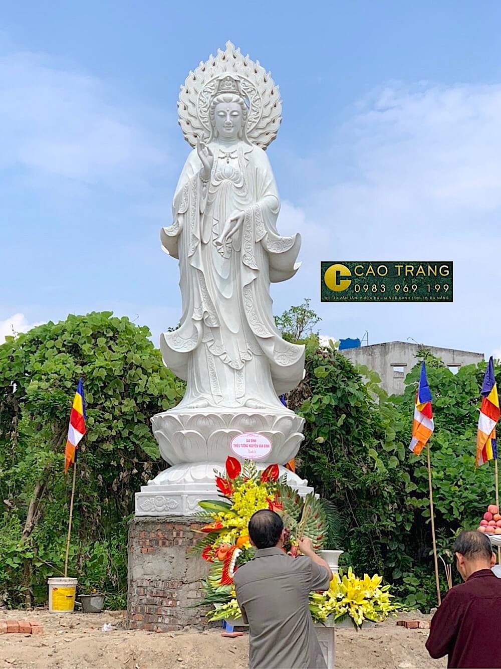 Tượng Phật Quan Âm Bằng Đá 5m-6m