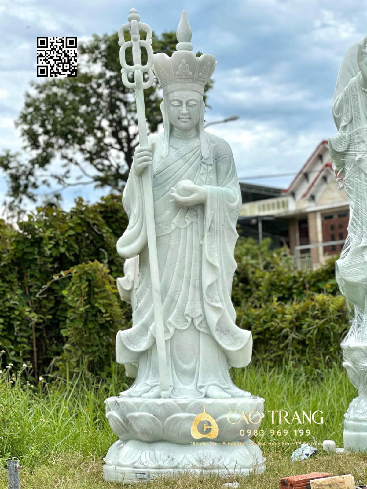 Tượng Địa Tạng Bồ Tát đứng