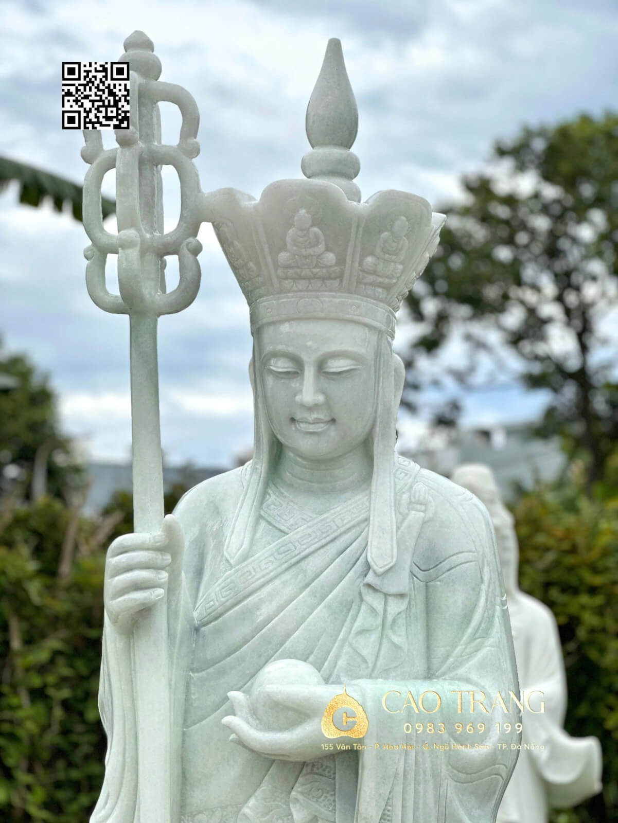 tuong dia tang dung cao 2m2 4