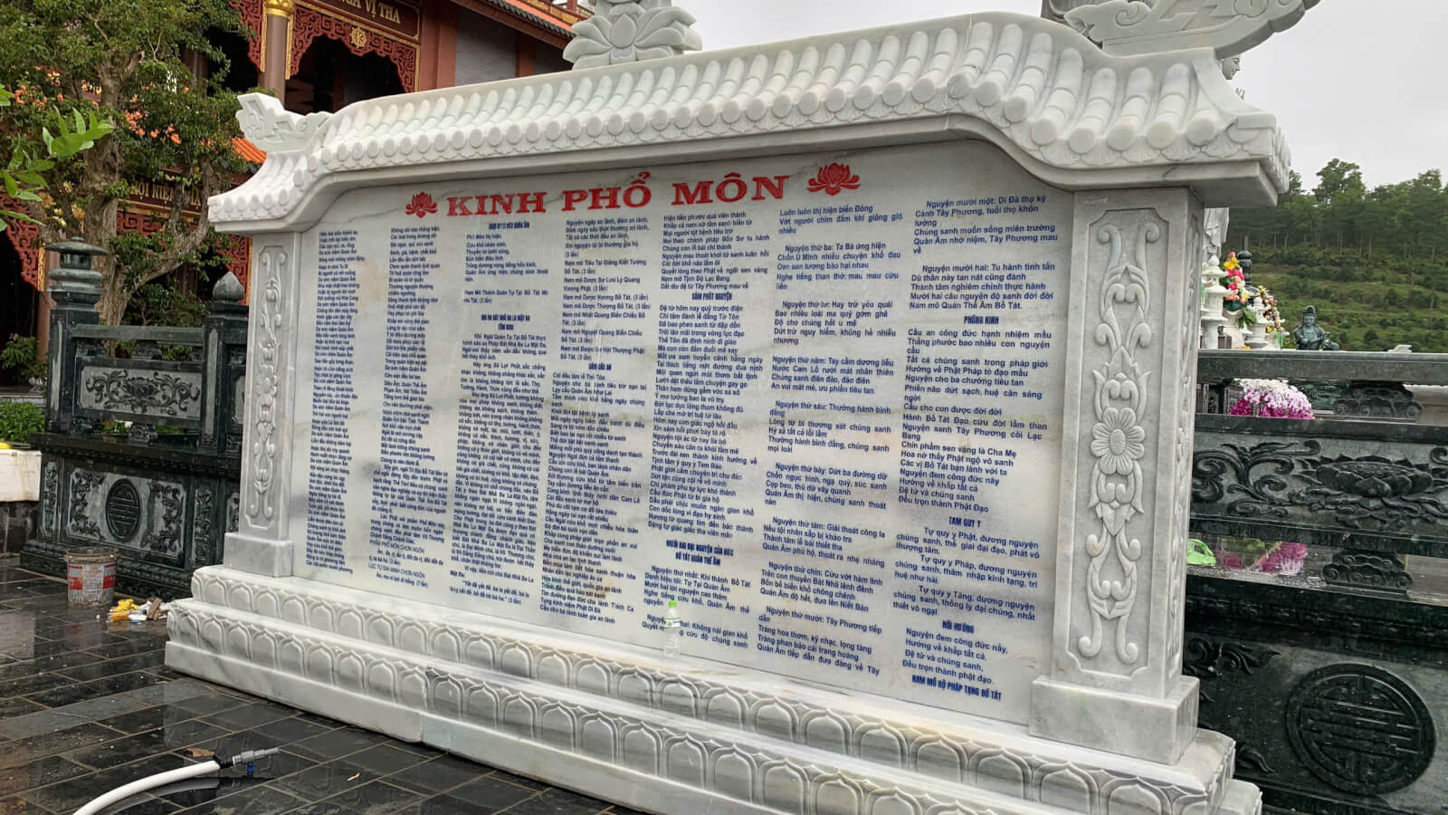 Hoàn Thành Tâm Nguyện: 4 Tấm Kinh Bằng Đá "Khổng Lồ" Dâng Lên Chùa Quán Thế Âm - Lâm Đồng 3 4 tấm kinh bằng đá